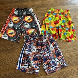 Flow Society shorts youth size L